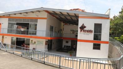 noticias_edificioadultos